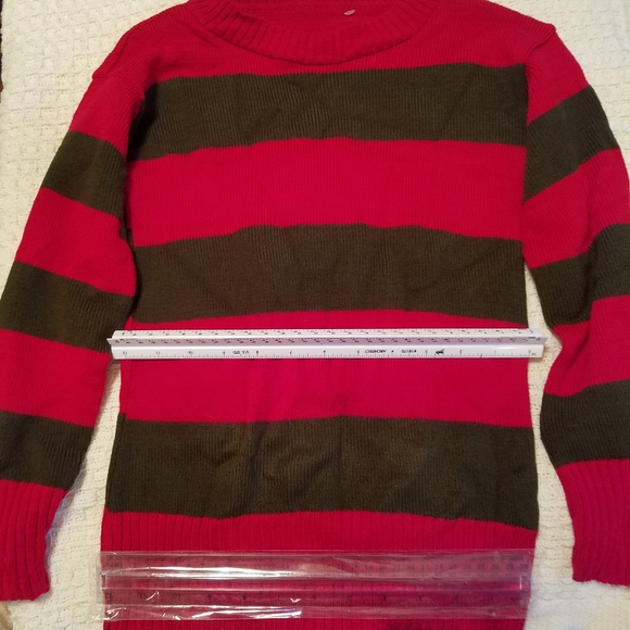 ❤️🎊Host Pick🎊❤️Freddy Krueger Sweater/Boy's Sweater - Picture 2 of 7